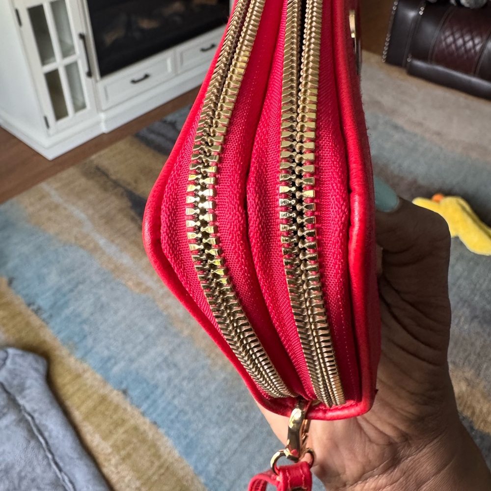 Unbranded Red and Multicolor Vegan Leather Wristlet Wallet 
(NO CALLOUTS) - Picture 7 of 7